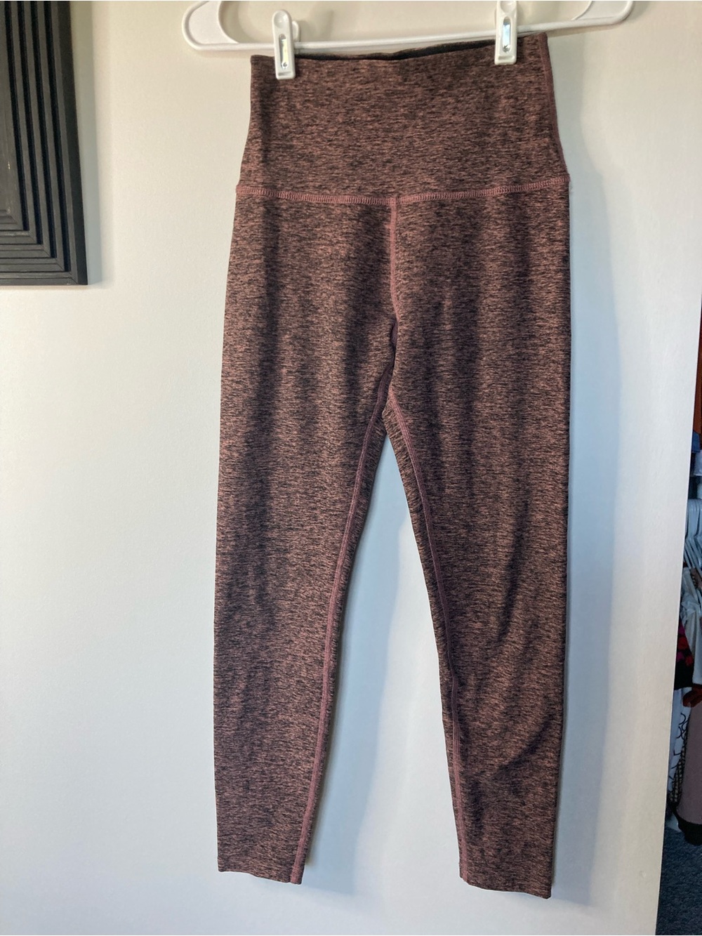 Beyond yoga Heathered Mauve High-Waist Leggings size S